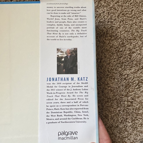 “The Big Truck That Went By” Jonathan M. Katz hardcover book - Picture 5 of 7